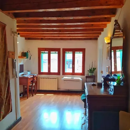 Garibaldi Apartmán *